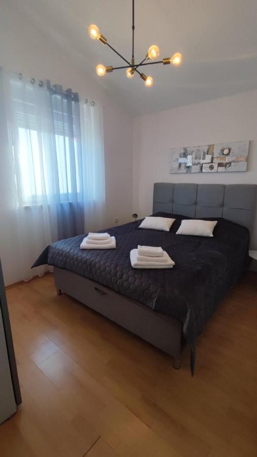 Apartman Lino Medulin Exterior photo