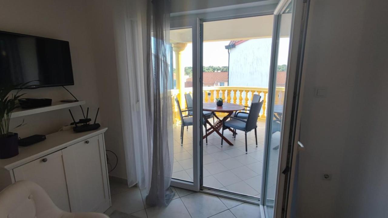 Apartman Lino Medulin Exterior photo