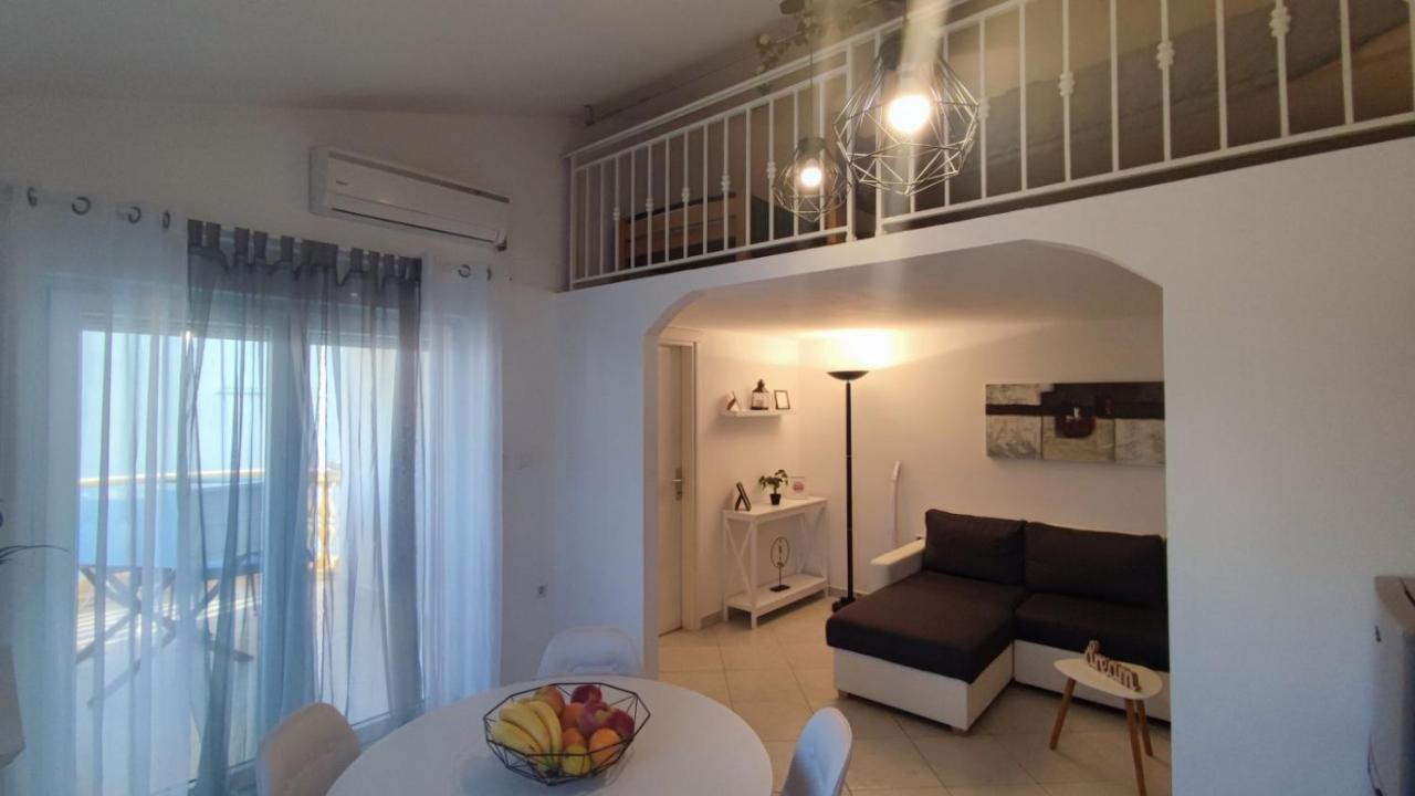 Apartman Lino Medulin Exterior photo